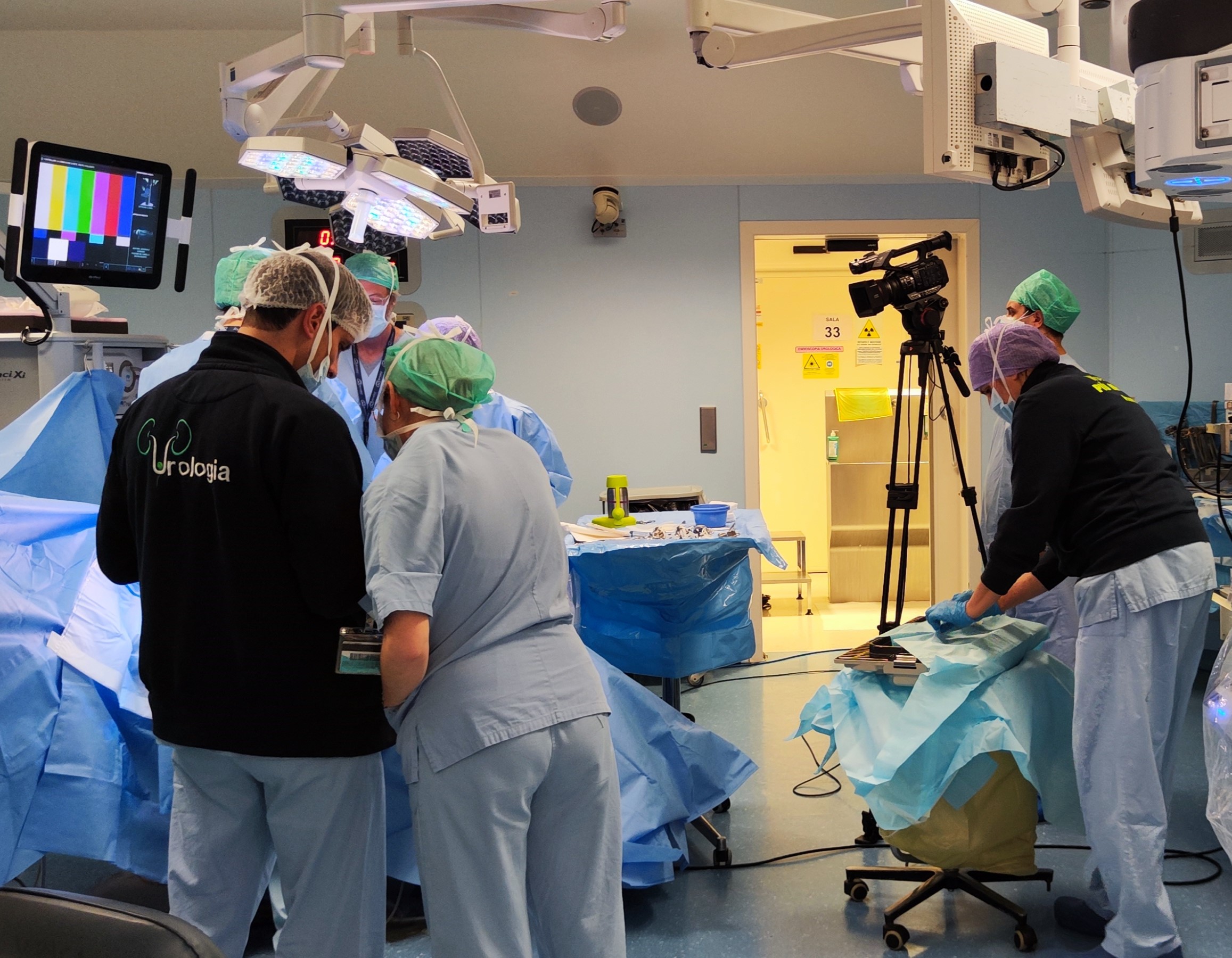 Urologia,  operazione in mondovisione per 12 chirurghi